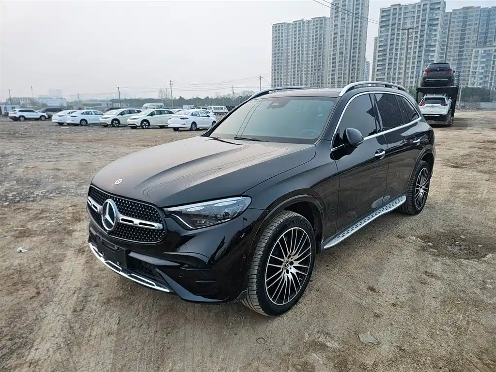 Mercedes-Benz GLC 2023
