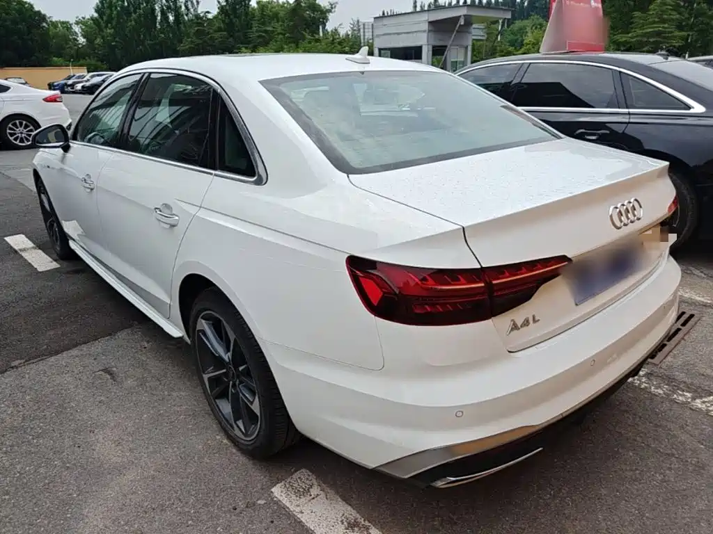 Audi A4L 2022 40 TFSI Fashion