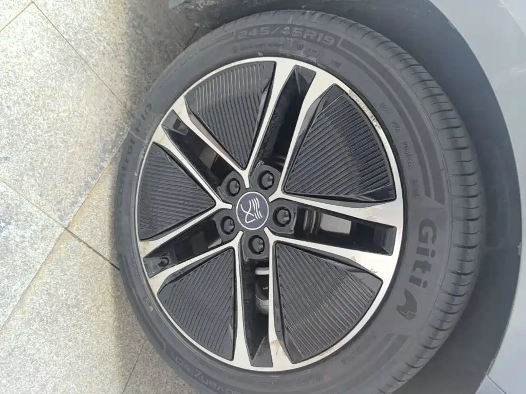 BYD Han — миниатюра 23