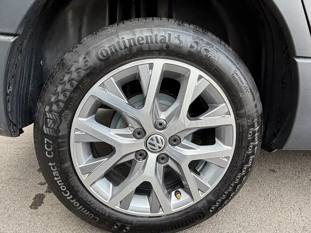 Volkswagen Polo — миниатюра 8