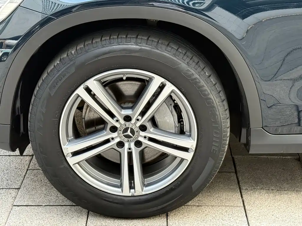 Mercedes-Benz GLC — миниатюра 10