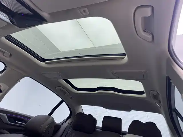 BMW 5 Series — миниатюра 15