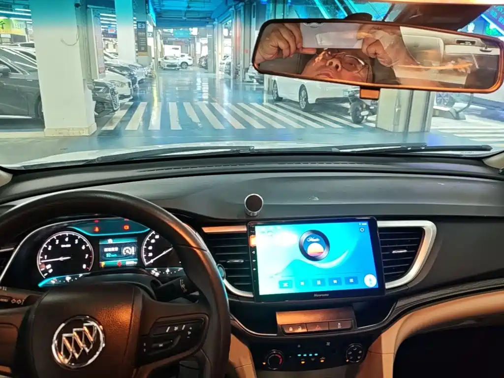 Buick Excelle — миниатюра 10