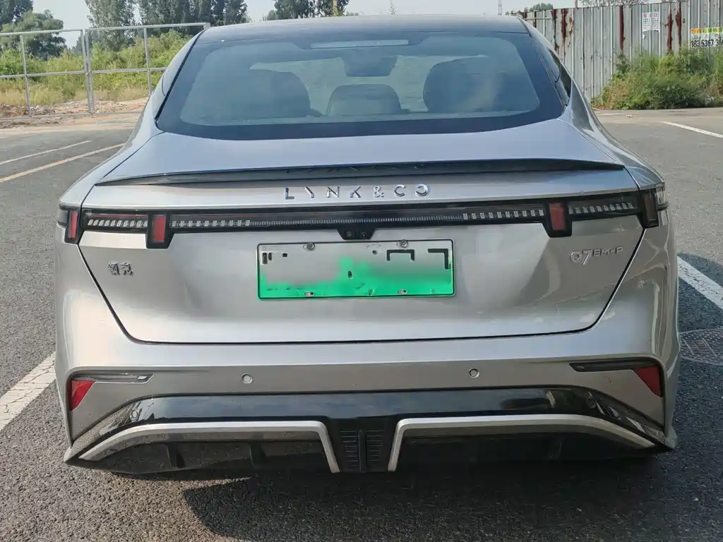 Lynk & Co 07 EM-P — миниатюра 8