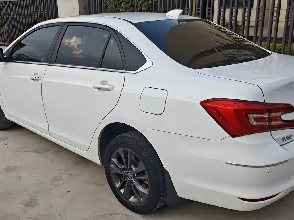 BYD Qin NEV — миниатюра 4