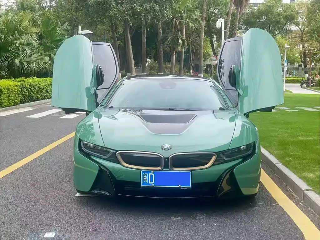 BMW i8 — миниатюра 2