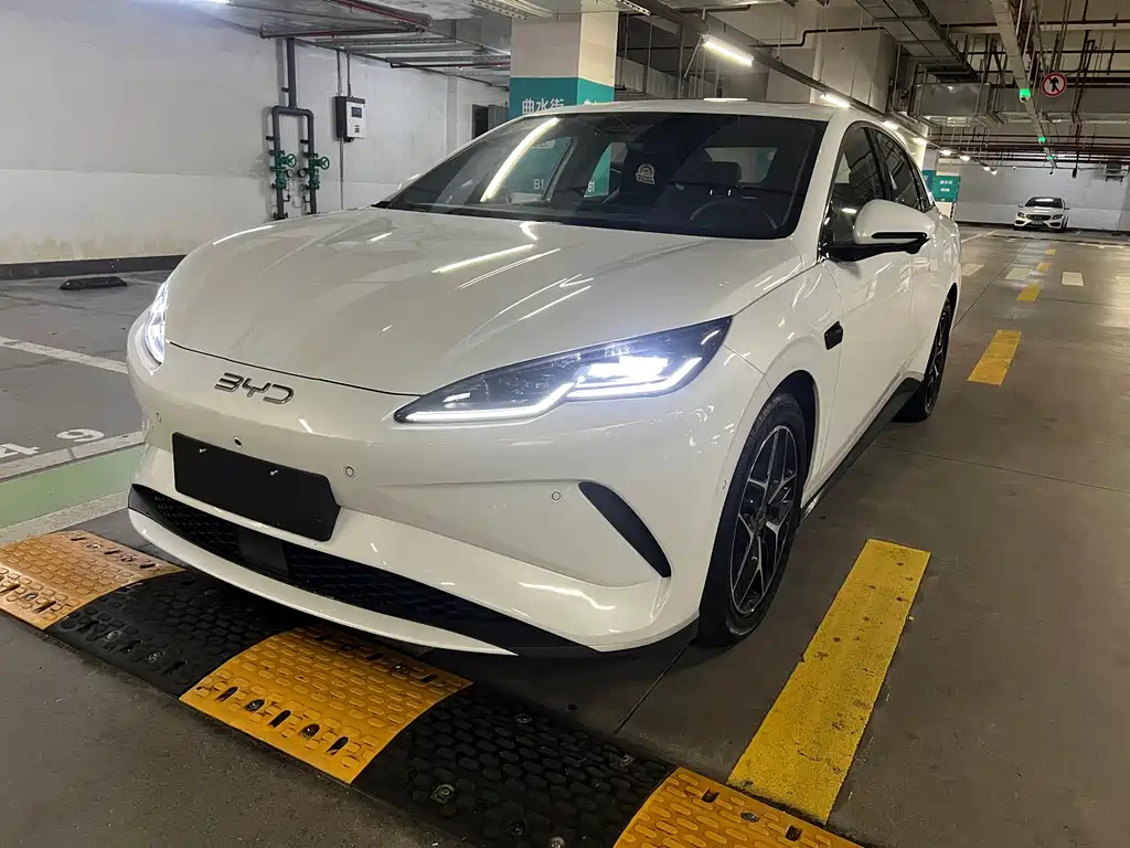 BYD Seal 06