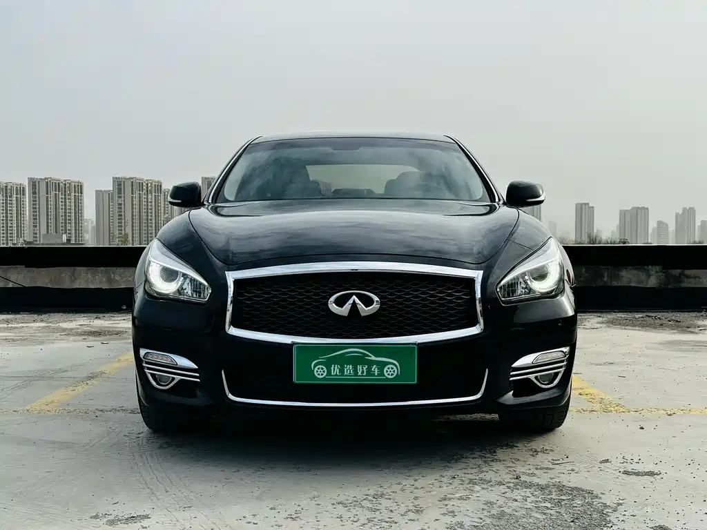 Infiniti Q70 — миниатюра 2