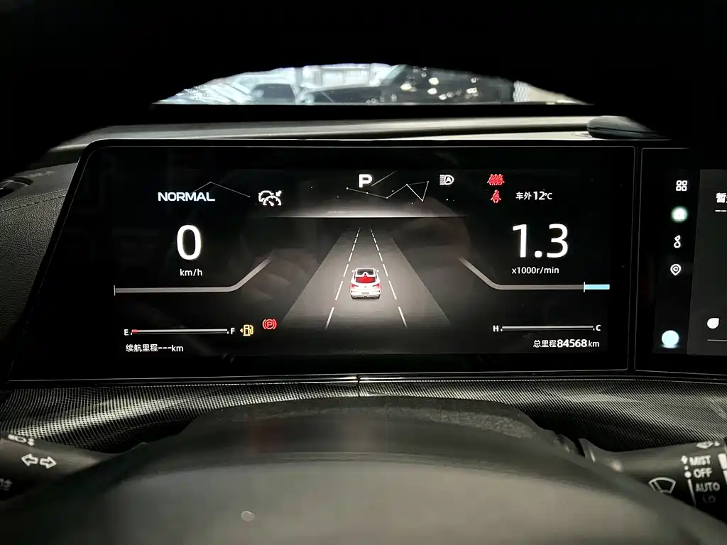 Changan UNI-T 1.5T Flagship Type, фото 3