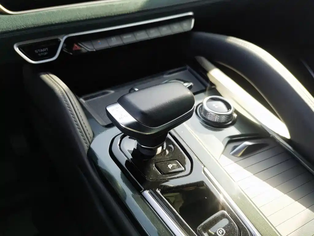 GEELY AUTOMOBILE XINGYUE L