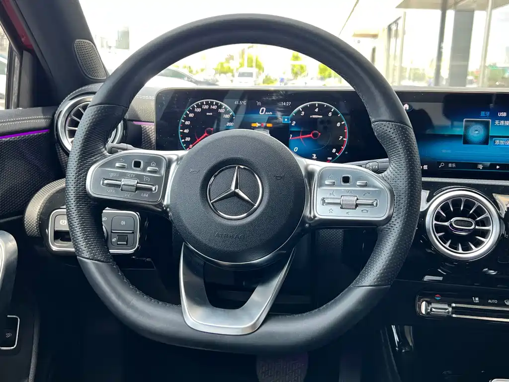 Mercedes-Benz A-Class — миниатюра 15