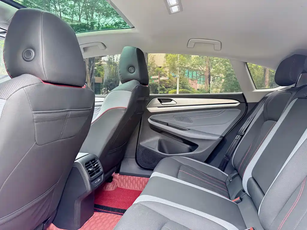 Volkswagen Lamando — миниатюра 10