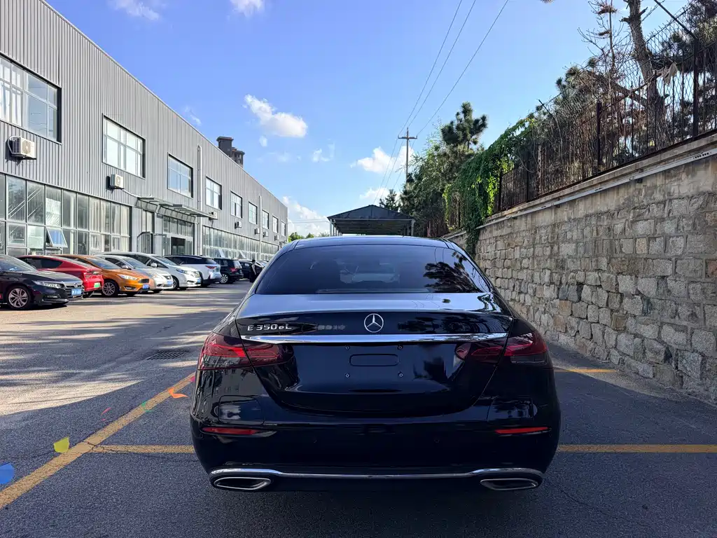 Mercedes-Benz E-Class New Energy — миниатюра 8
