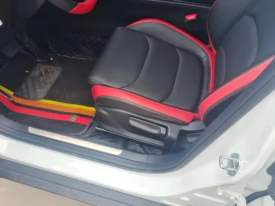 Geely Emgrand S — миниатюра 9