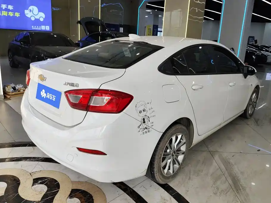 Chevrolet Cruze — миниатюра 3