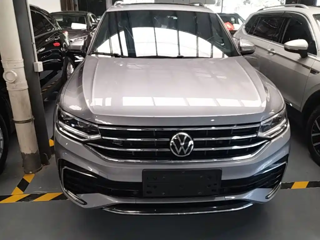 Volkswagen Tiguan L — миниатюра 3