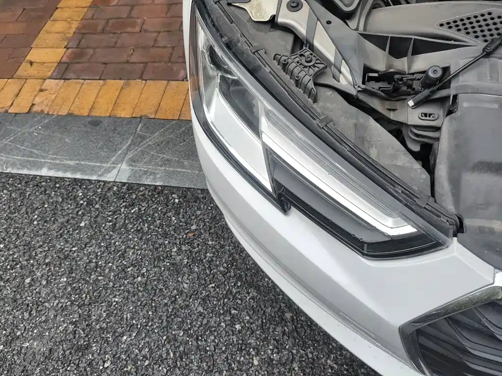 Audi A4L — миниатюра 7