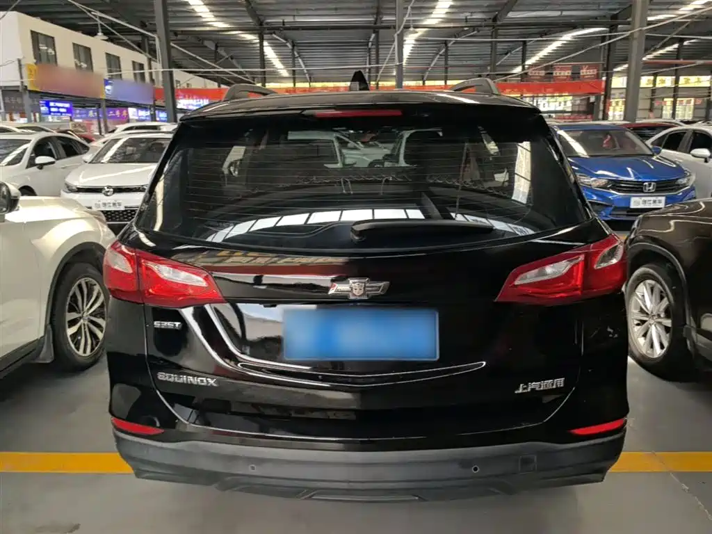 Chevrolet Equinox 2019 535T AT VI