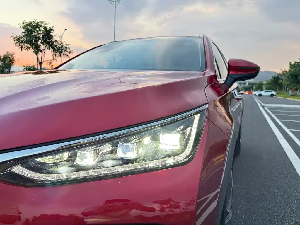 BYD Tang New Energy — миниатюра 29