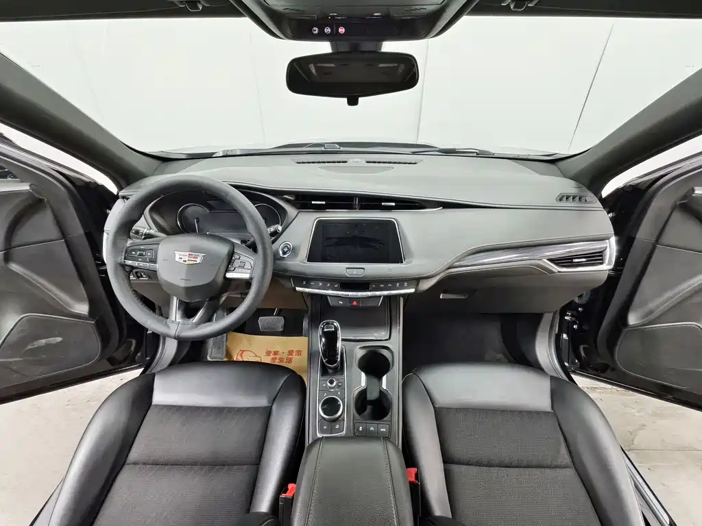 Cadillac XT4 2021 28T Luxury