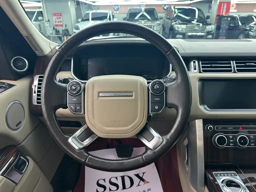 Land Rover Range Rover — миниатюра 11