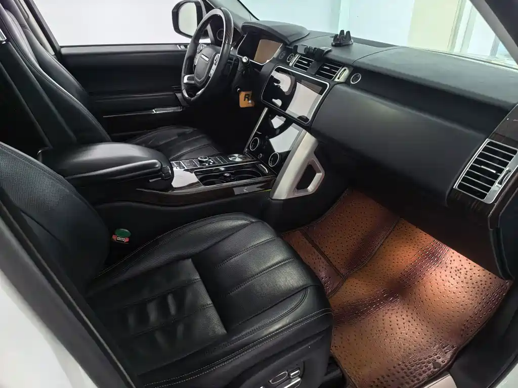 Land Rover Range Rover — миниатюра 10