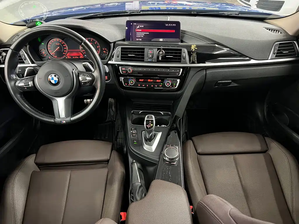 BMW 3 Series — миниатюра 8