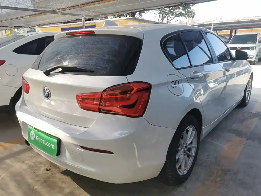 BMW 1 Series (Import) — миниатюра 7