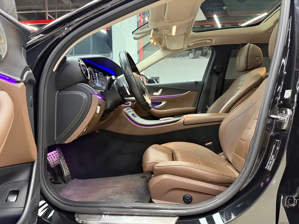 Mercedes-Benz E-Class — миниатюра 14