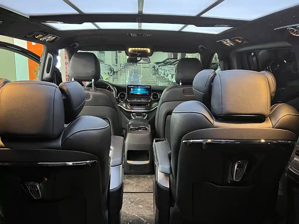 MERCEDES-BENZ V CLASS