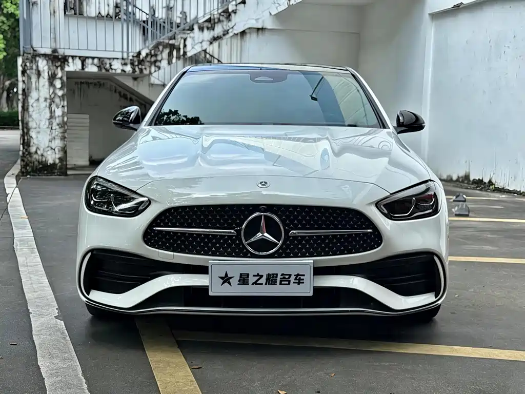 Mercedes-Benz C-Class — миниатюра 2