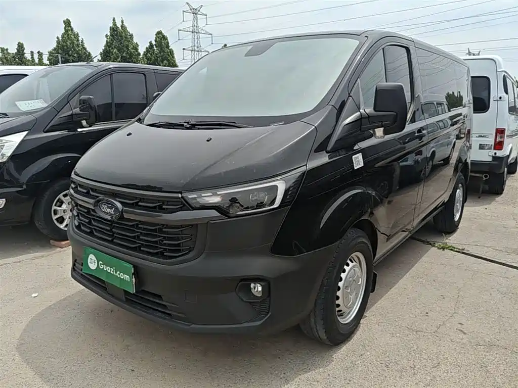 Ford Transit 2025