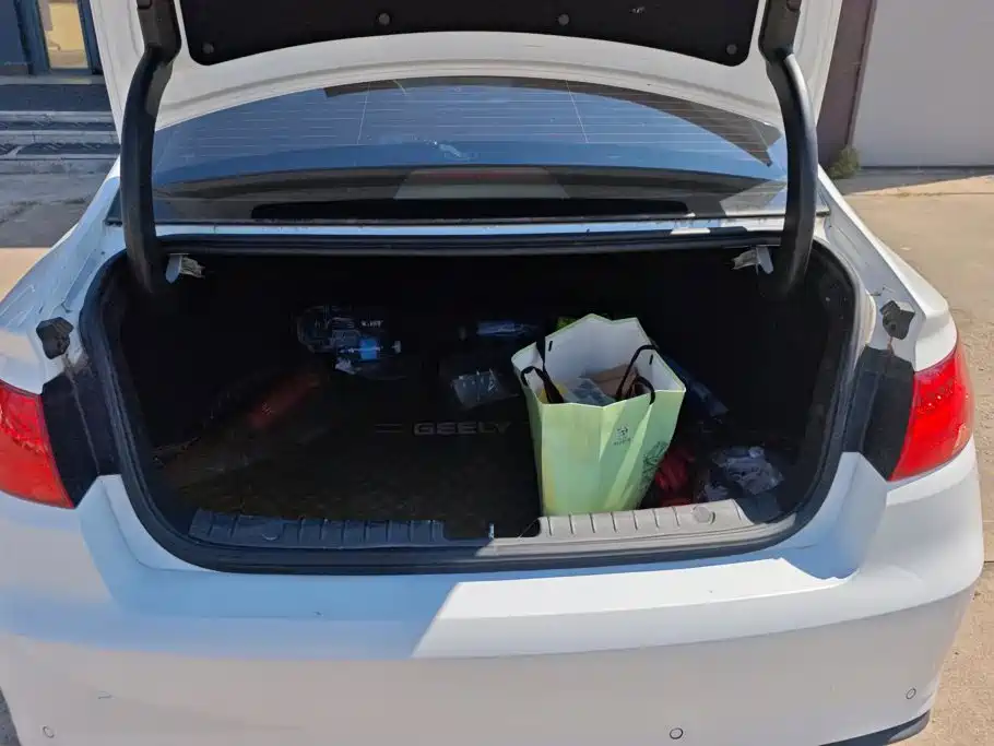 Geely Emgrand GL — миниатюра 4