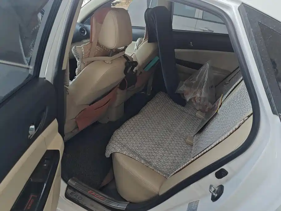 Changan Eado — миниатюра 11