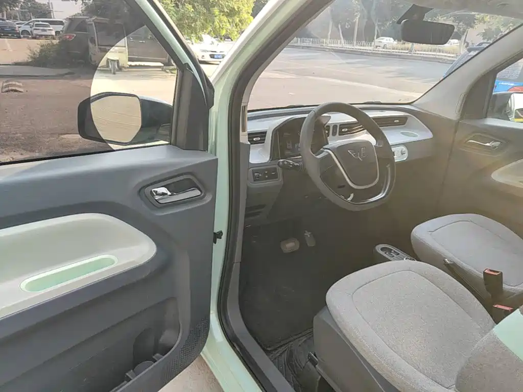 Wuling MINIEV — миниатюра 16