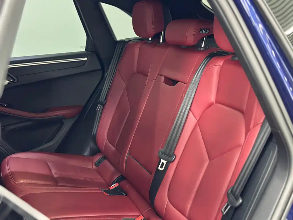 Porsche Macan — миниатюра 17