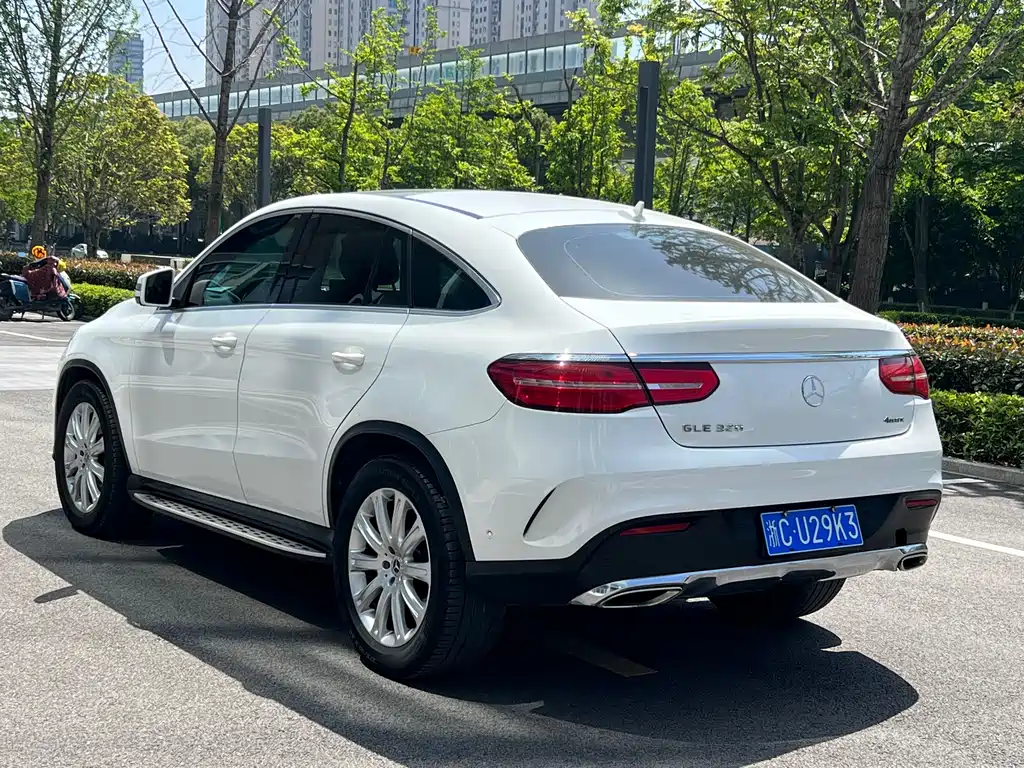 Mercedes-Benz GLE 2018 GLE 320 4MATIC SUV