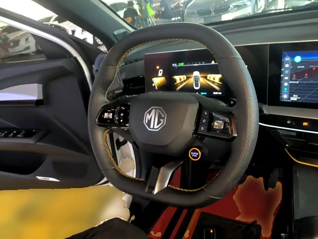 MG MG5 Scorpio — миниатюра 11