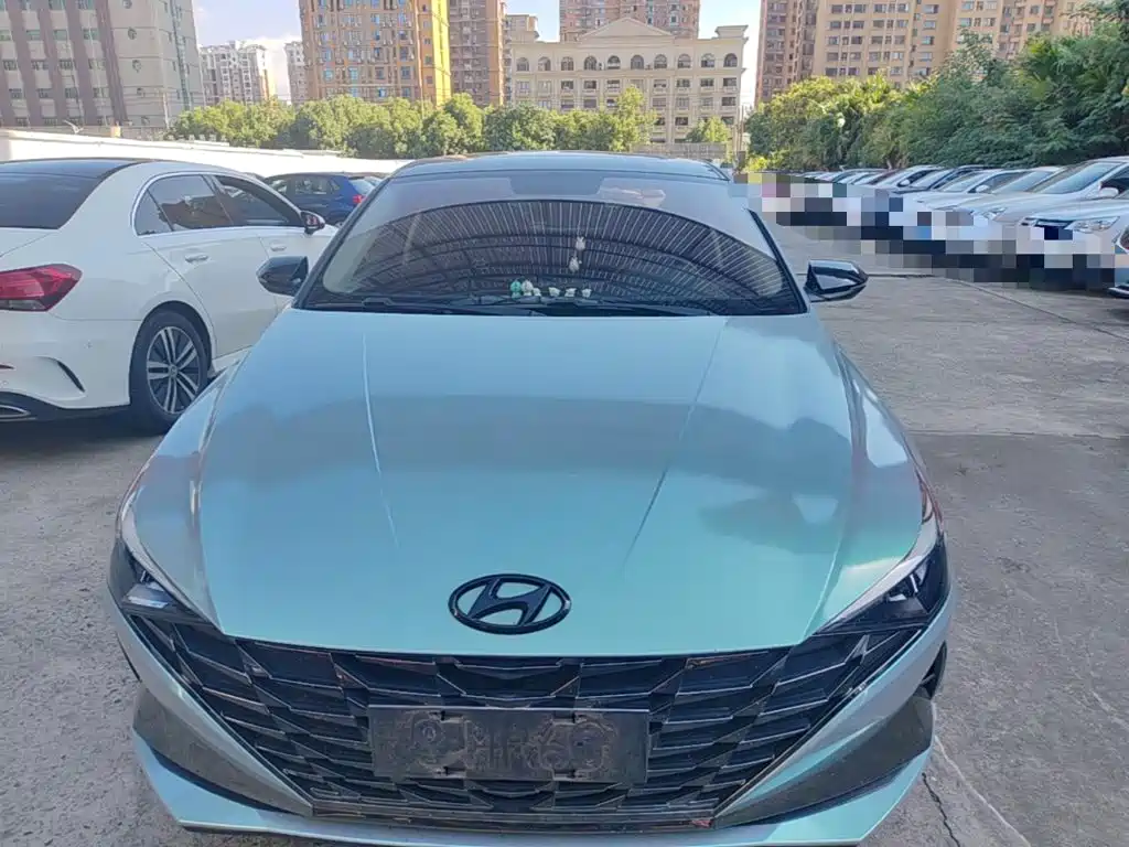 Hyundai Elantra — миниатюра 3