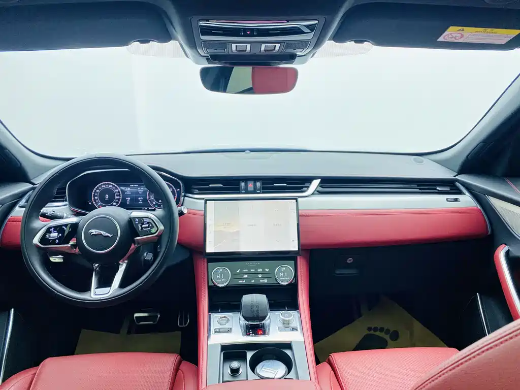 Jaguar F-Pace 2024 P250 R-Dynamic SE