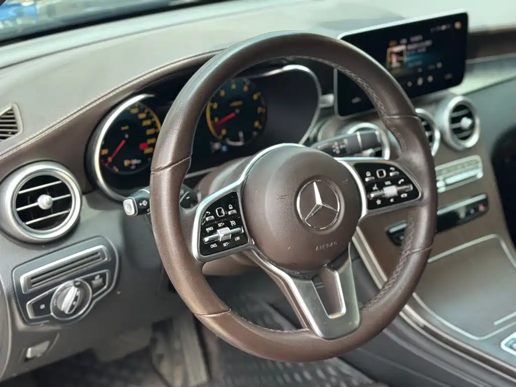 Mercedes-Benz GLC — миниатюра 6