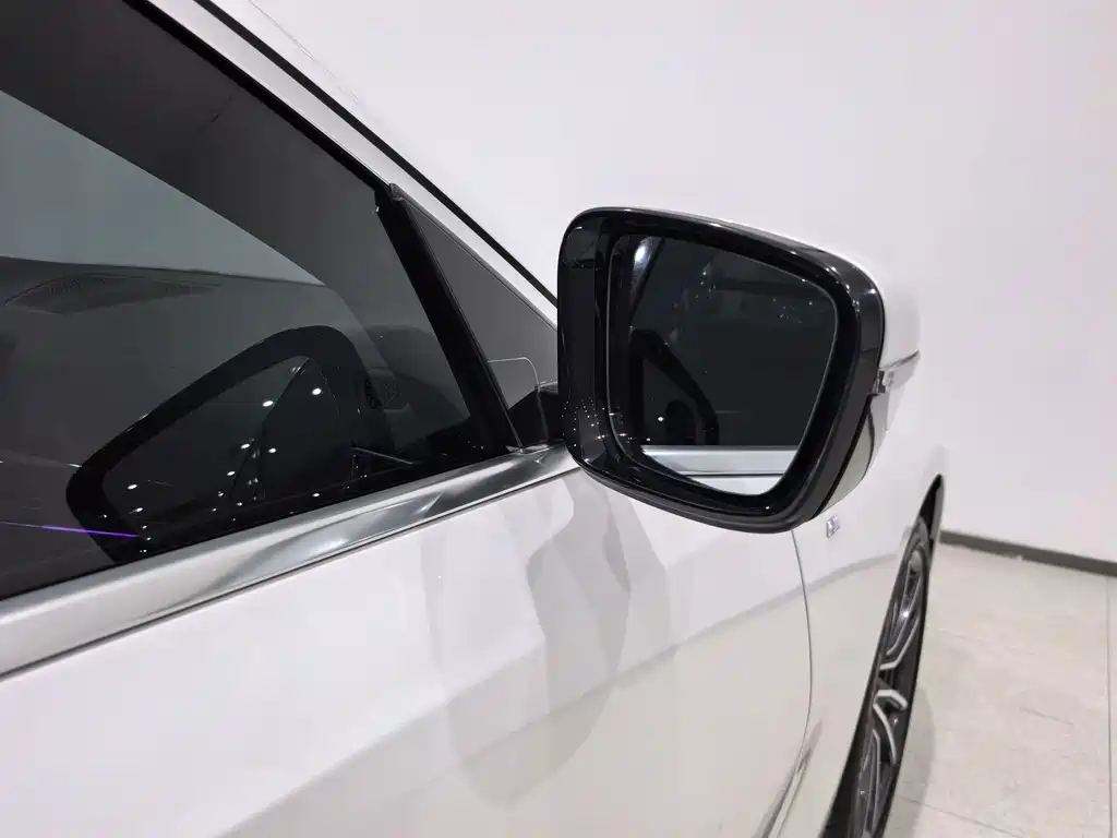 BMW 3 Series — миниатюра 16