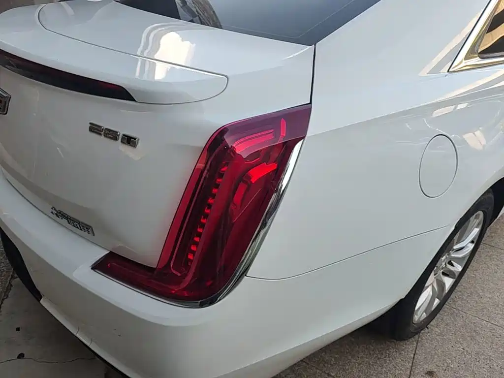 Cadillac XTS — миниатюра 8