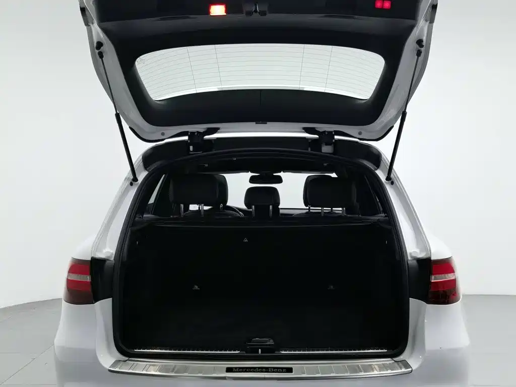 Mercedes-Benz GLC — миниатюра 16