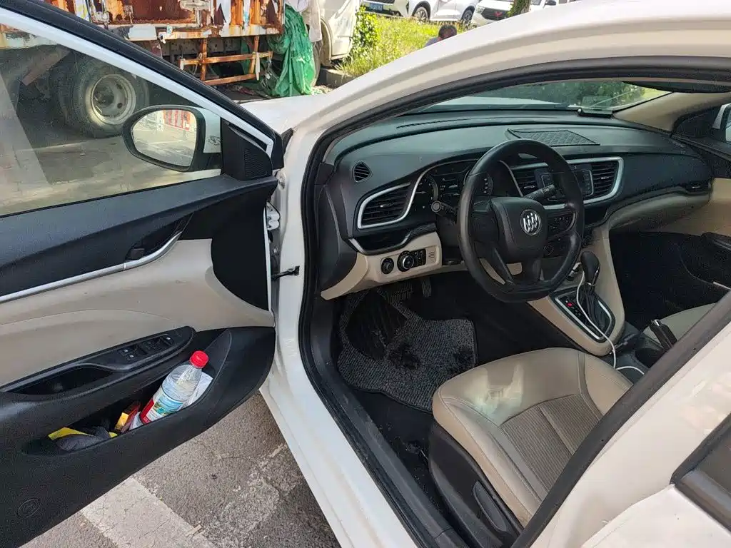 Buick Excelle — миниатюра 17