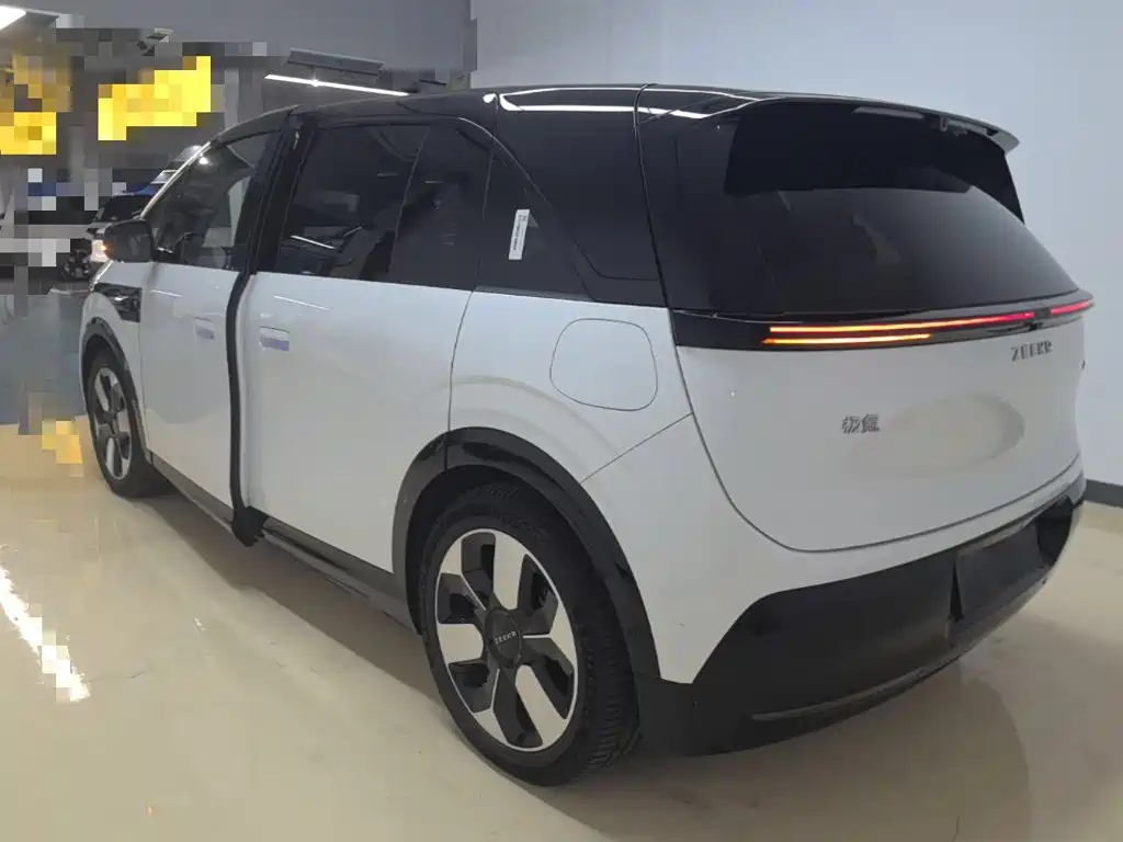 Zeekr Mix 2025 Smart Drive