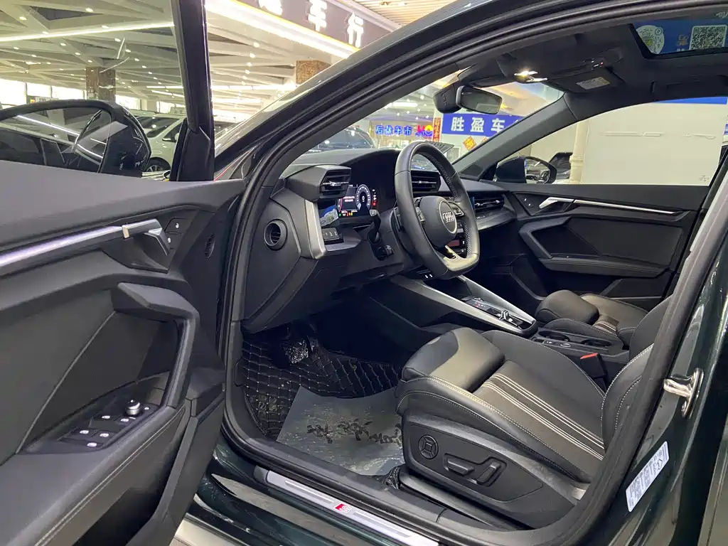 Audi A3 2023 Sportback 35 TFSI Fashion Sport