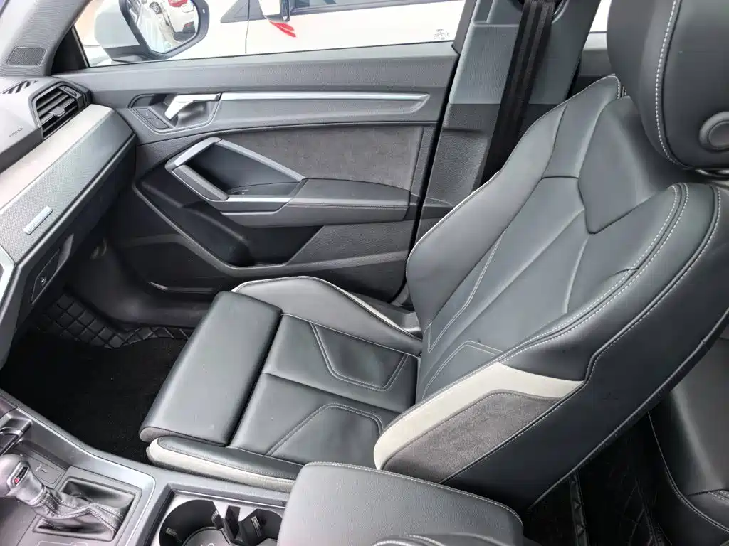 Audi Q3 — миниатюра 11