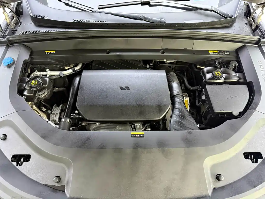 Li Auto L8 2024 Ultra