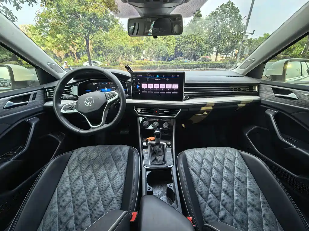 Volkswagen Sagitar — миниатюра 9